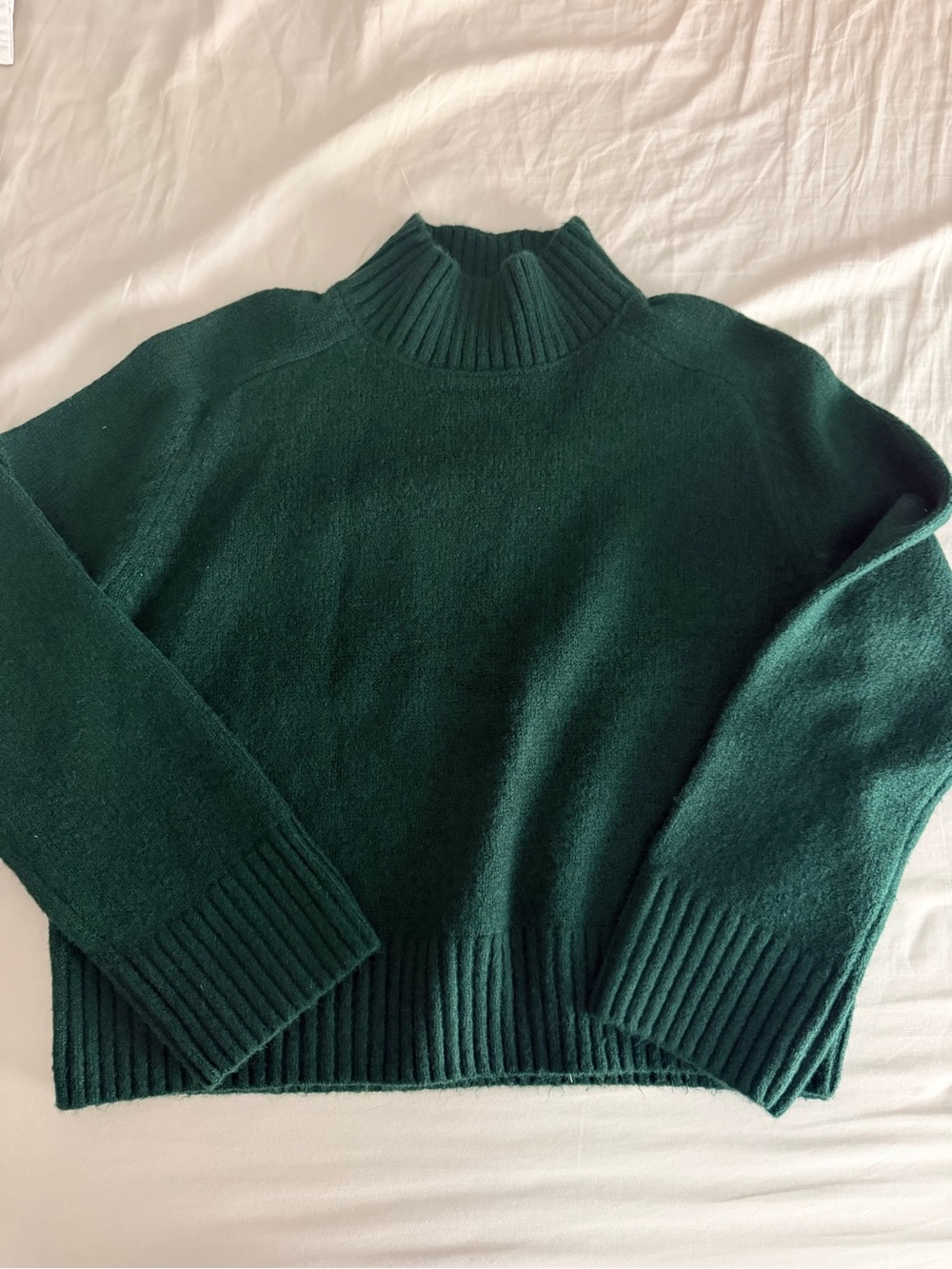 Abercrombie green mockneck sweatshirt nwt Xs